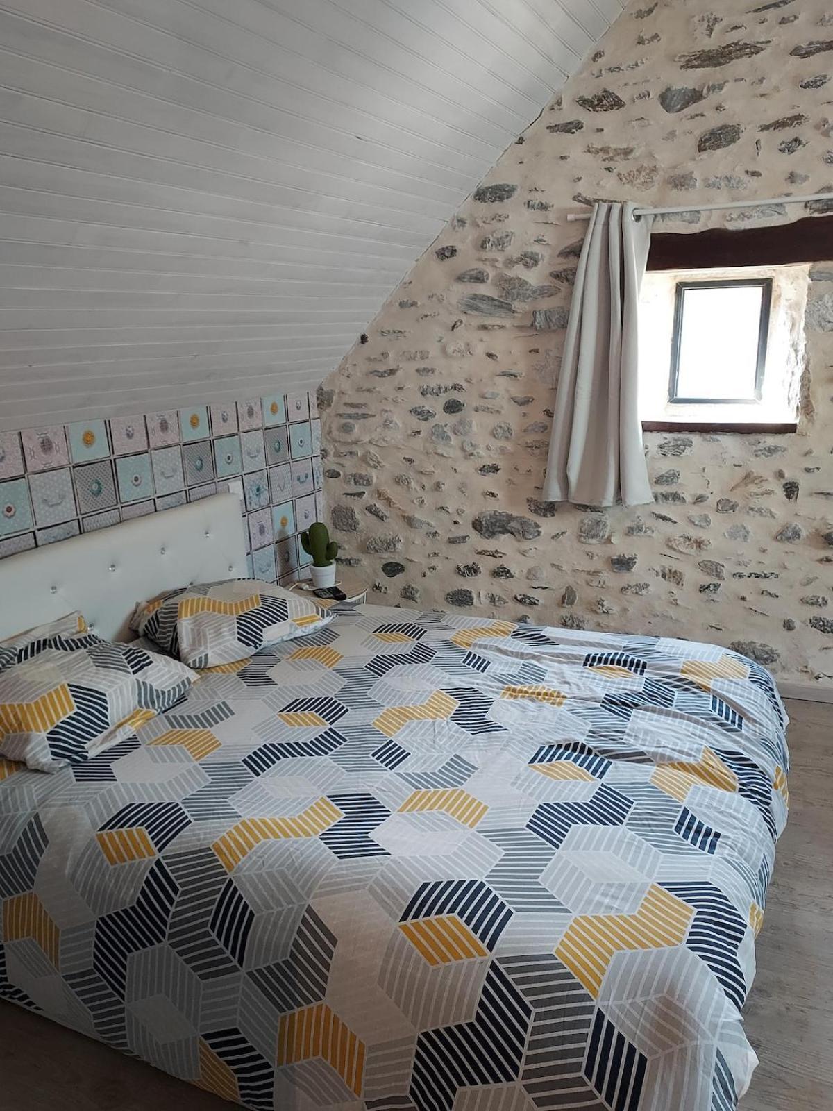 Maison De Village Au Pied Des Pyrenees Marignac  Екстериор снимка