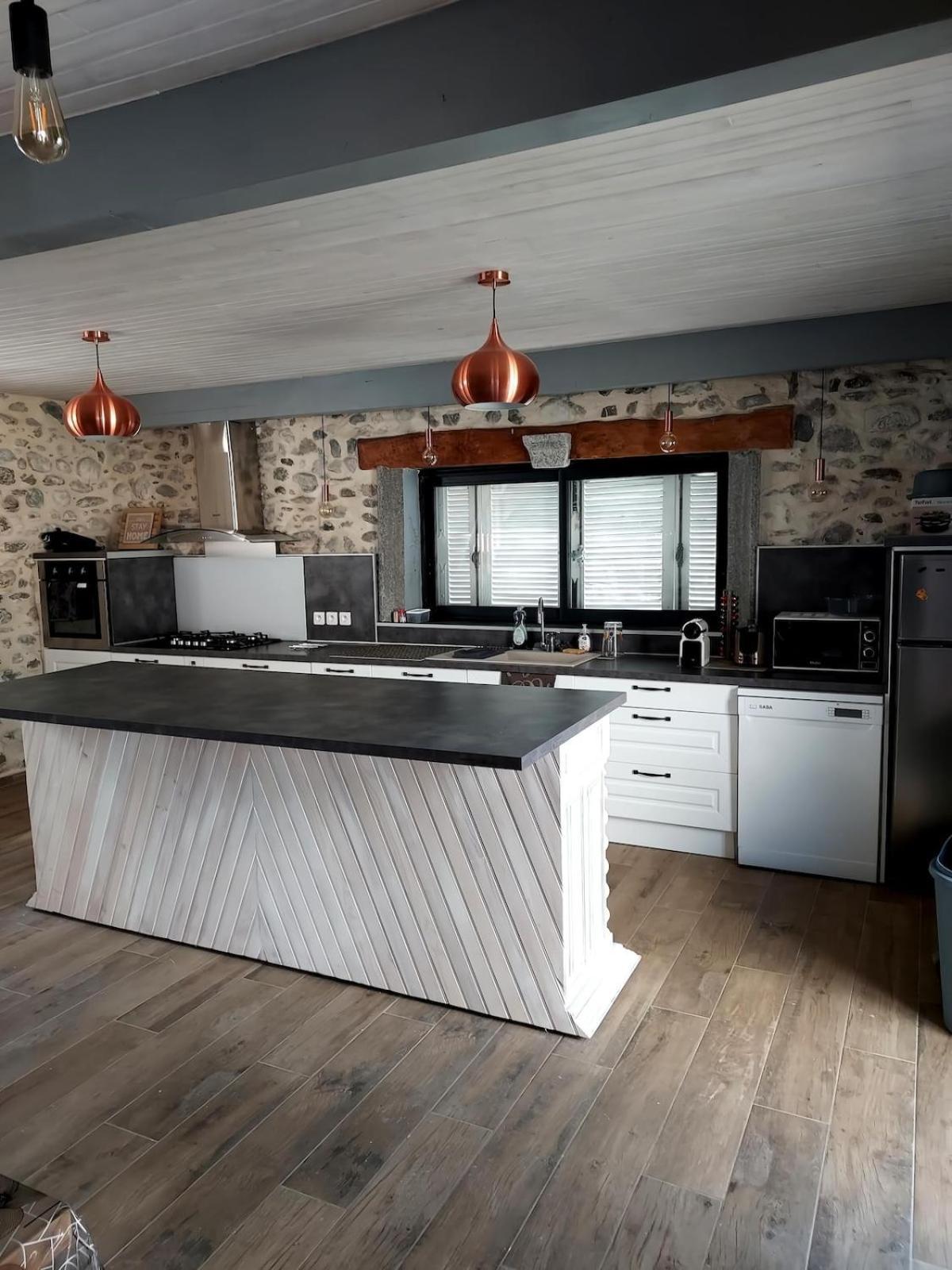 Maison De Village Au Pied Des Pyrenees Marignac  Екстериор снимка